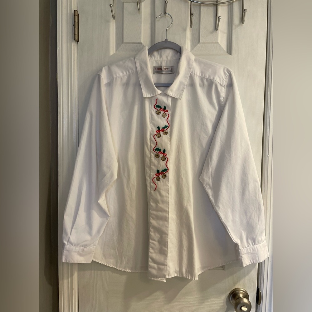 Karen Scott Womans XL Christmas Holiday’s Ornament Bells White button up blouse.